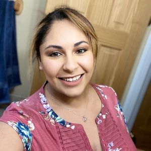 Meet your Posher, Natasha